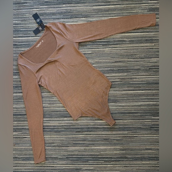 Abercrombie & Fitch Tops - 🆕Abercrombie and Fitch Soft A&F Cozy Light Brown Long Sleeved Body Suit Size M